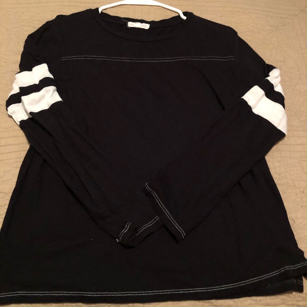 Long sleeve t shirt